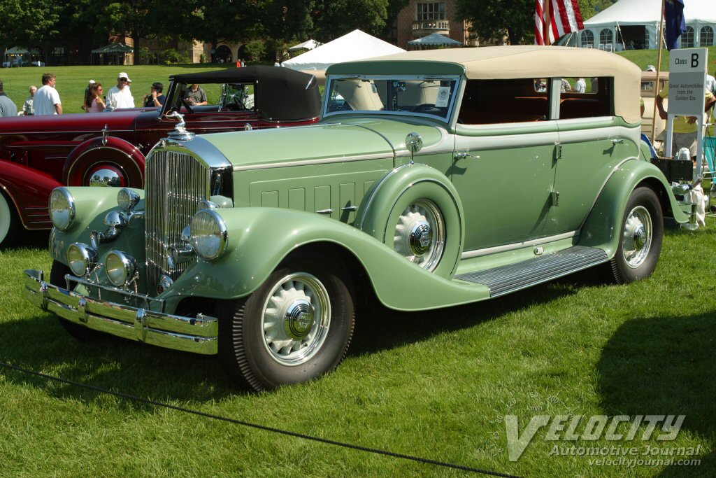 1933 Pierce-Arrow Convertible Sedan