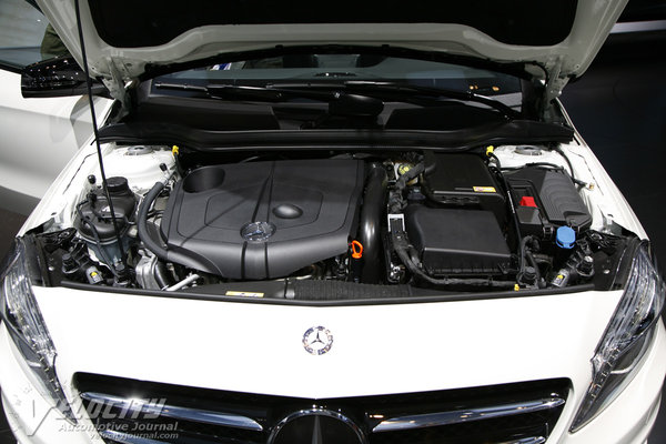 2013 Mercedes-Benz B-Class Engine