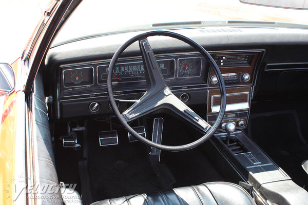 1968 Chevrolet Impala convertible Interior
