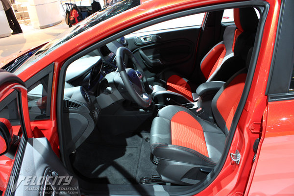 2014 Ford Fiesta 5d Interior