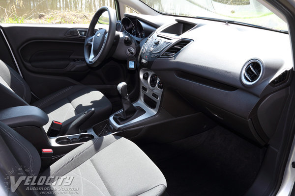 2014 Ford Fiesta 5d Interior