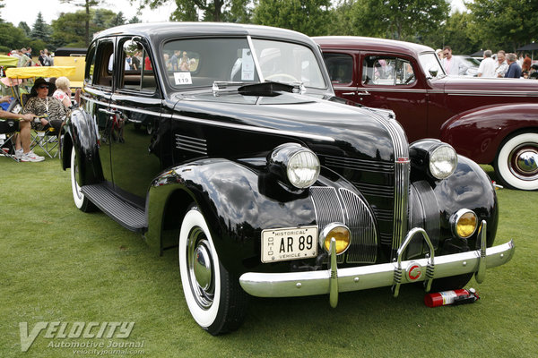 1939 Pontiac DeLuxe