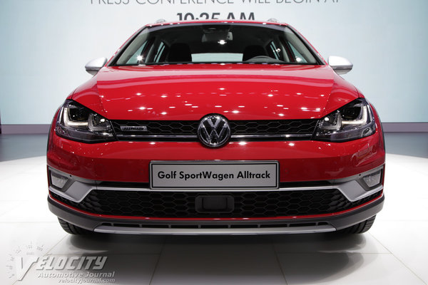 2017 Volkswagen Golf SportWagen Alltrack