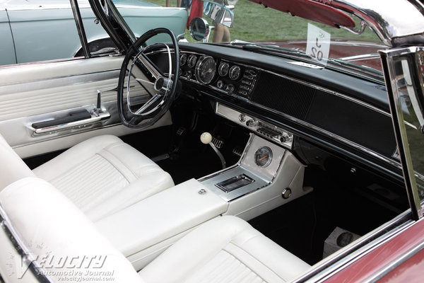 1964 Chrysler 300K Interior