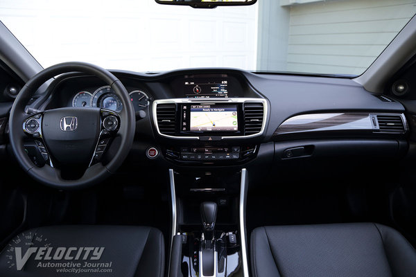 2017 Honda Accord Touring V6 Interior