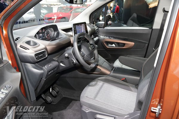 2019 Peugeot Rifter Interior
