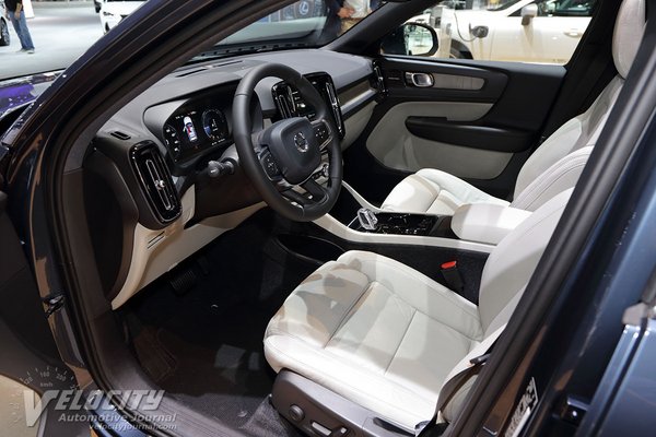 2019 Volvo XC40 Interior