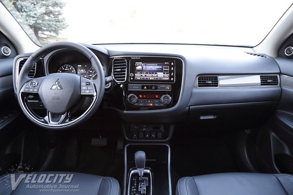 2019 Mitsubishi Outlander SEL Interior