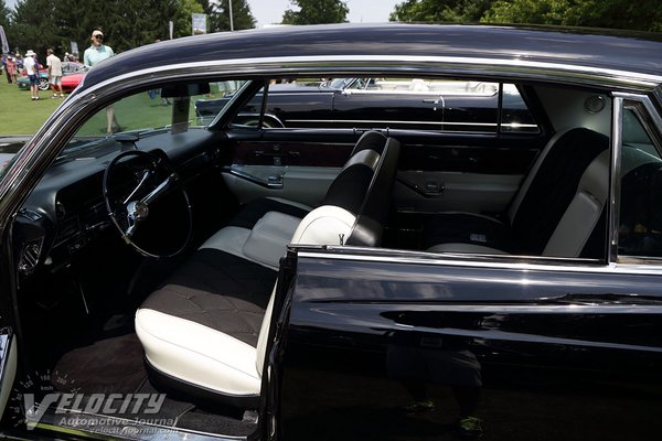 1964 Cadillac Series 60 Special Fleetwood Interior