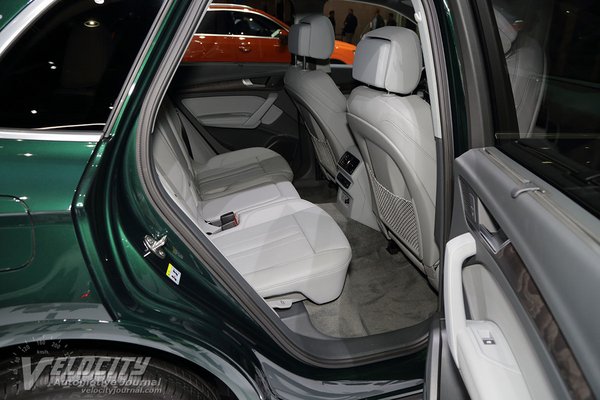 2020 Audi Q5 55 TFSI e PHEV Interior