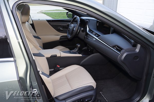 2019 Lexus ES 350 Ultra Luxury Interior