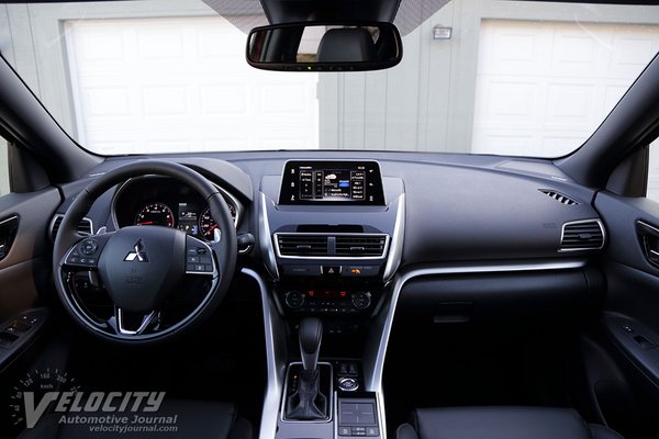 2020 Mitsubishi Eclipse Cross SEL Interior