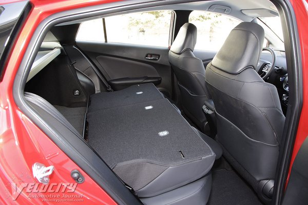 2021 Toyota Prius XLE 2020 edition Interior
