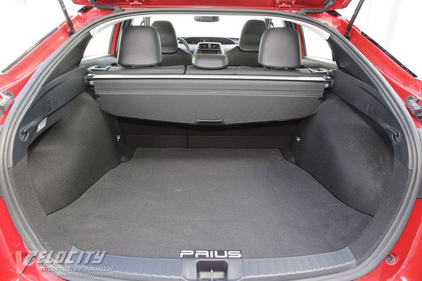 2021 Toyota Prius XLE 2020 edition
