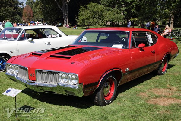 1970 Oldsmobile 4-4-2  W30 Coupe