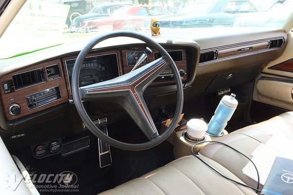 1973 Buick Riviera Interior