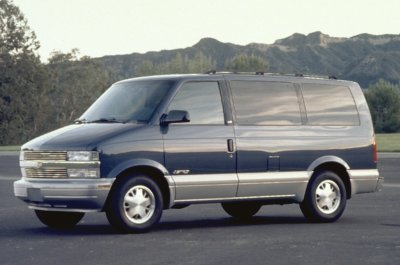 2000 Chevrolet Astro LS