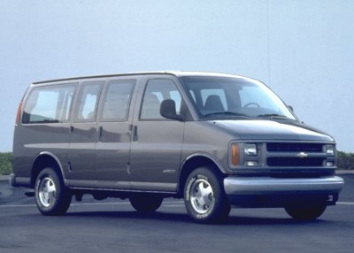 2000 Chevrolet G1500 Express