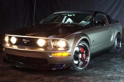 2004 Ford 2005 Mustang by Tiger Racing