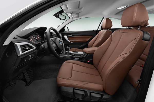 2014 BMW 2-Series Coupe Interior