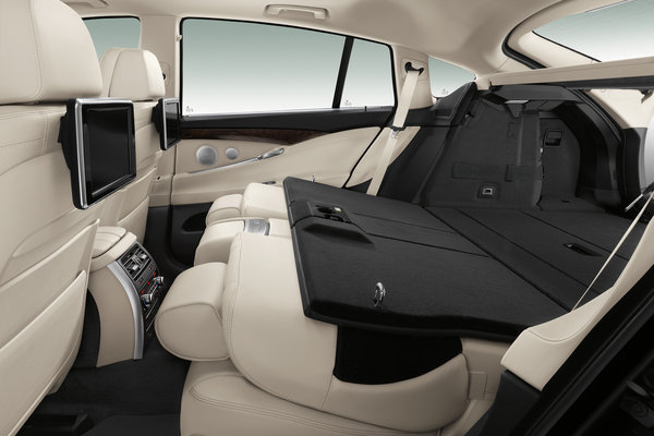 2014 BMW 5-Series Gran Turismo Interior