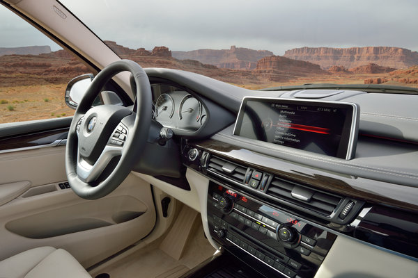 2014 BMW X5 xDrive50i Instrumentation