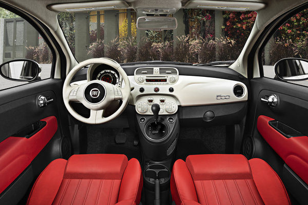 2013 Fiat 500 Interior