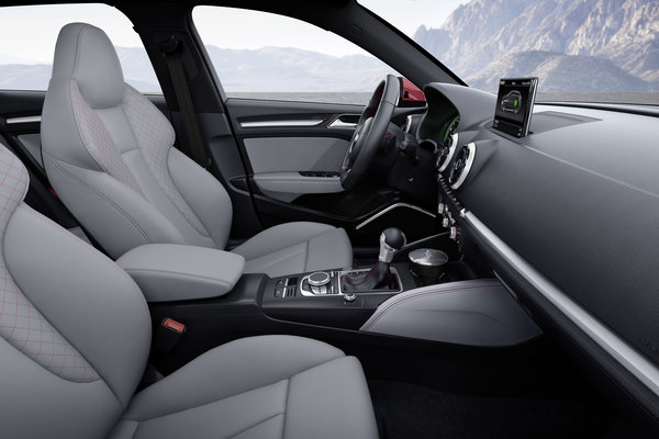 2013 Audi A3 e-tron Interior