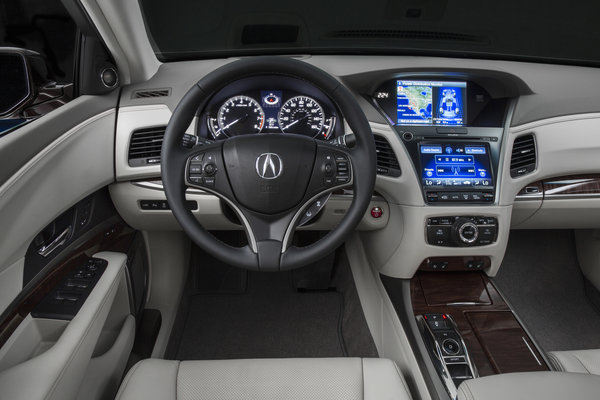 2014 Acura RLX Sport Hybrid Instrumentation