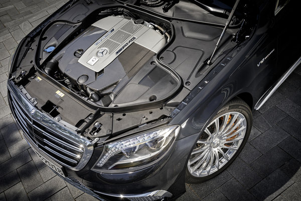2015 Mercedes-Benz S-Class S65 AMG Engine