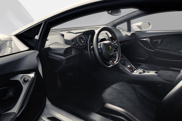 2014 Lamborghini Huracan Interior