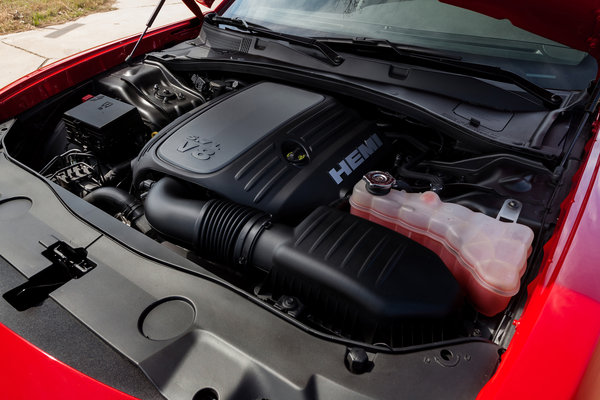 2015 Dodge Charger R/T Engine