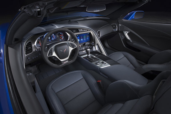 2015 Chevrolet Corvette Z06 Convertible Interior