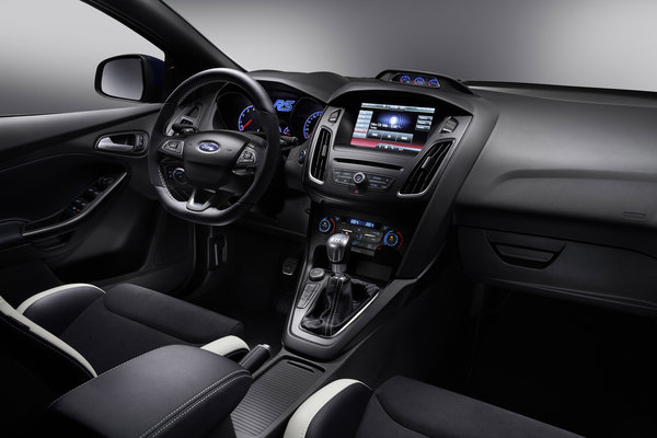 2017 Ford Focus RS Interior