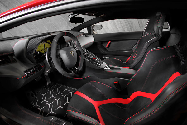 2016 Lamborghini Aventador LP750-4 Interior