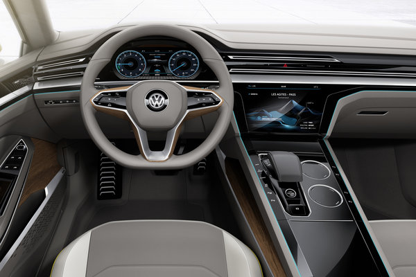 2015 Volkswagen Sport Coupe GTE Interior
