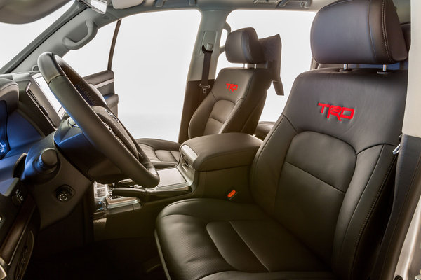 2015 Toyota SEMA Edition TRD Land Cruiser Interior