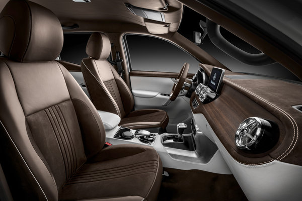 2016 Mercedes-Benz X-Class stylish explorer Interior