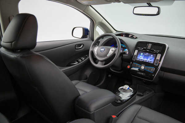 2016 Nissan Leaf Interior