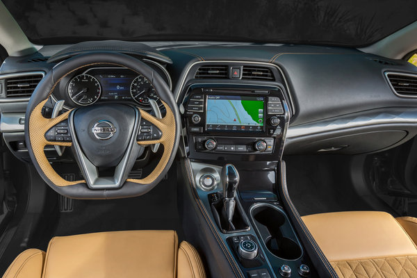 2016 Nissan Maxima Interior