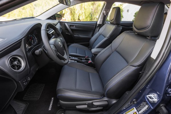 2017 Toyota Corolla SE Interior