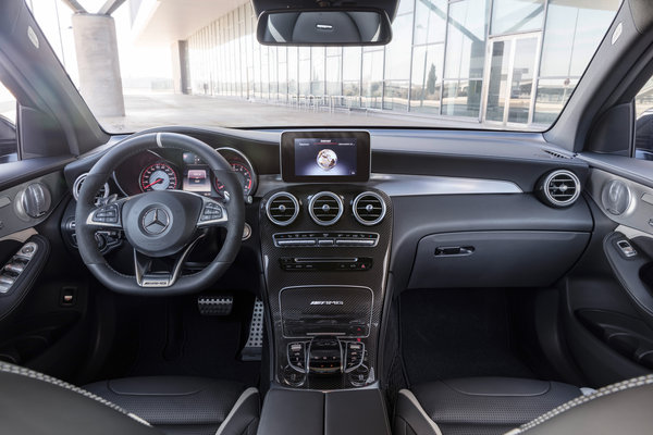 2018 Mercedes-Benz GLC-Class Interior