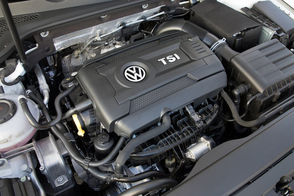 2018 Volkswagen Golf Alltrack Engine