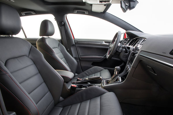 2018 Volkswagen GTI 5d Interior