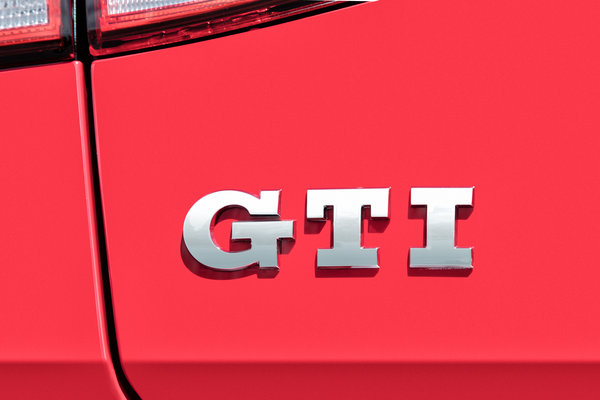 2018 Volkswagen GTI 5d