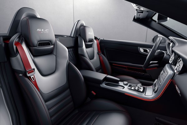2018 Mercedes-Benz SLC-class SLC43 Performance Studio RedArt Interior