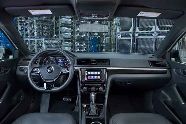 2018 Volkswagen Passat GT Interior