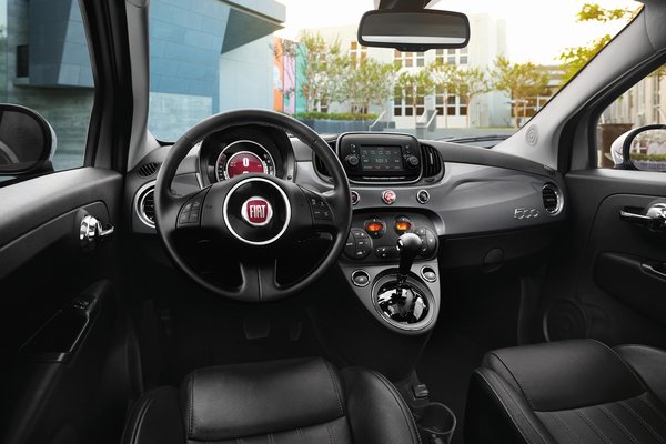 2018 Fiat 500 Interior