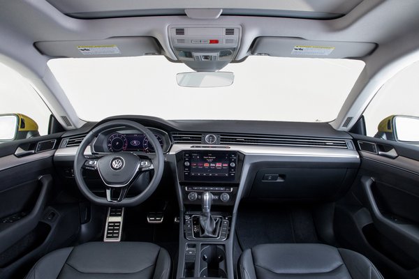 2019 Volkswagen Arteon Interior