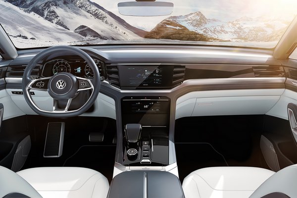 2018 Volkswagen Atlas Cross Sport Interior